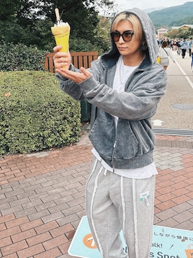 「アイテム（サングラス）」を使った、三井 裕貴さん（メンズ・172cm・30代）の秋コーディネート