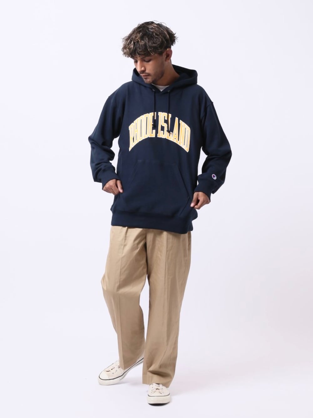 「JOINT WORKSのアイテム（トップス、ブルー系）」を使った、TAKESHIさん（メンズ・178cm）の冬コーディネートの1枚目の写真