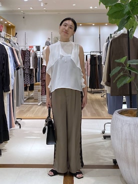 「Andemiu（アンデミュウ）のレースラインストレートパンツ/1017851（スラックス、ブラウン系）」を使った、いっちーさん（レディース・162cm）の夏コーディネート