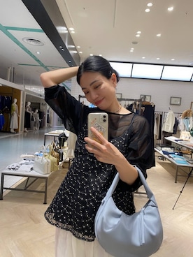 フラワーシシュウキャミを使った人気ファッションコーディネート - WEAR