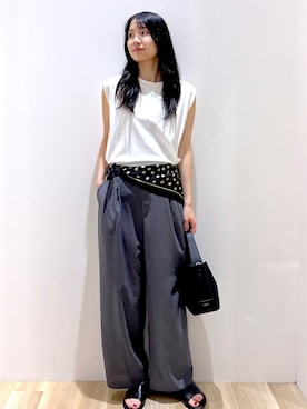 「OPAQUE.CLIP（オペークドットクリップ）のアイテム（Tシャツ/カットソー）」を使った、sachikoさん（レディース・174cm）の夏コーディネート