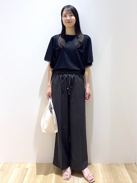 「OPAQUE.CLIP（オペークドットクリップ）の袖口レースフレアスリーブカットソー【洗濯機OK】（Tシャツ/カットソー、ブラック系）」を使った、sachikoさん（レディース・174cm）の夏コーディネート