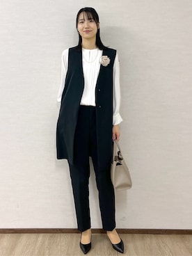 「アイテム（ブローチ/コサージュ、ベージュ系）」を使った、sachikoさん（レディース・174cm）の冬コーディネート