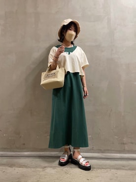 Hitomiさんのコーディネート