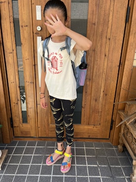 「アイテム（サンダル、ピンク系）」を使った、miperoさん（キッズ・140cm）の夏コーディネート