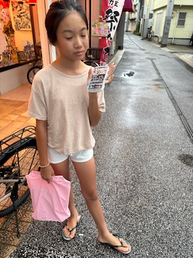 「アイテム（Tシャツ/カットソー、ピンク系）」を使った、miperoさん（キッズ・147cm）の秋コーディネート