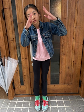 「adidas（アディダス）のアイテム（スニーカー、ブルー系）」を使った、miperoさん（キッズ・147cm）の春コーディネート