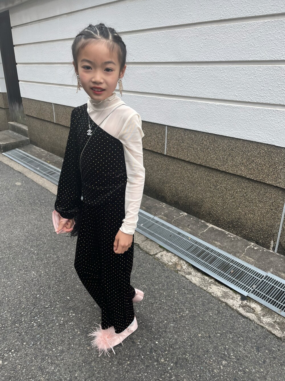 「春服みてみて、お祝いコーデ、結婚式コーデ、セットアップ、シースルー、おめでとう、レイヤードスタイル」｜「ZARA KIDSのアイテム（トップス、ブラック系）」を使った、miperoさん（キッズ・130cm）の春コーディネートの1枚目の写真