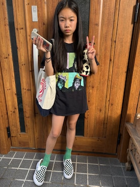 「VANS（バンズ）のアイテム（スリッポン、ブルー系）」を使った、miperoさん（キッズ・147cm）の春コーディネート