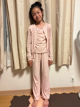 「GU（ジーユー）のアイテム（ルームウェア/パジャマ、ピンク系）」を使った、miperoさん（キッズ・147cm）の春コーディネート
