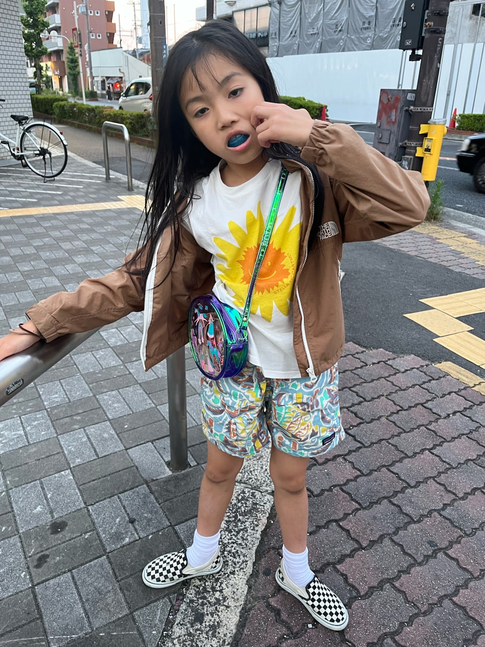 THE NORTH FACEのナイロンジャケットを使った「ハーフパンツ」のキッズ