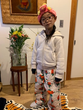 「BT21（ビーティーイシビル）のアイテム」を使った、miperoさん（キッズ・120cm）の冬コーディネート