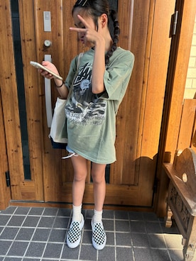 「VANS（バンズ）のアイテム（スリッポン、ブルー系）」を使った、miperoさん（キッズ・147cm）の春コーディネート