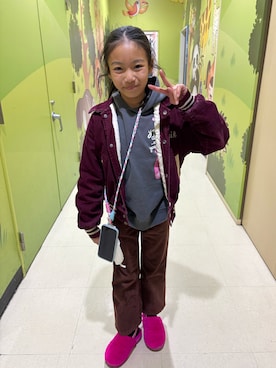 「アイテム（シューズ）」を使った、miperoさん（キッズ・140cm）の冬コーディネート