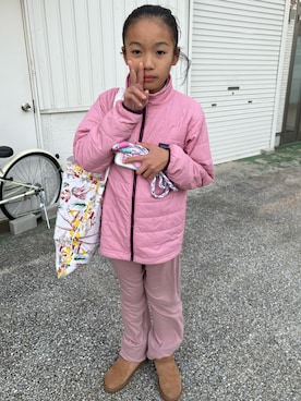 「アイテム（つなぎ/オールインワン）」を使った、miperoさん（キッズ・140cm）の冬コーディネート