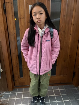 「アイテム（ナイロンジャケット）」を使った、miperoさん（キッズ・140cm）の冬コーディネート