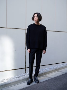 「A + TOKYO（エープラストウキョウ）の畔編みリラックスニット（ニット/セーター、ブラック系）」を使った、林 駿太郎さん（メンズ・173cm）の冬コーディネート