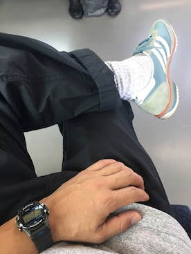 「ピスタチオ」｜「アイテム（腕時計）」を使った、ボルさん（メンズ・172cm）の秋コーディネート