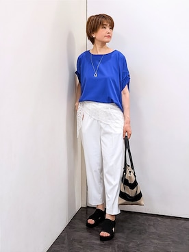 「grove（グローブ）の【持続冷感・体型カバー】サテンパイピングドルマンカットソー（Tシャツ/カットソー、ブルー系）」を使った、やまちゃんさん（レディース・166cm）の夏コーディネート