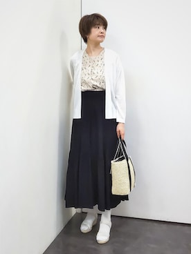 「grove（グローブ）の【接触冷感／UVカットetc】ベーシックショートカーディガン（カーディガン/ボレロ、ホワイト系）」を使った、satoponさん（レディース）の春コーディネート