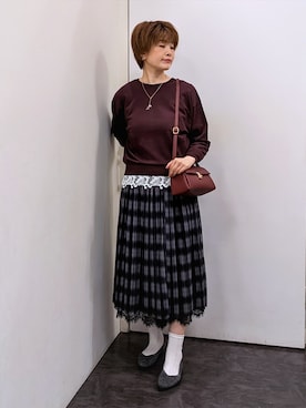 「grove（グローブ）の【前後2WAY】さりげなく、上品にきらめく ニットカーディガン（カーディガン/ボレロ、ブラウン系）」を使った、やまちゃんさん（レディース・166cm）の秋コーディネート