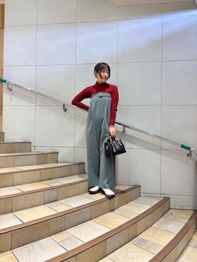 「ベロア」｜「アイテム（サロペット/オーバーオール）」を使った、あんりさん（レディース・155cm）の冬コーディネート