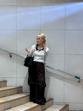 「アイテム（カーゴパンツ）」を使った、あんりさん（レディース・155cm）の秋コーディネート