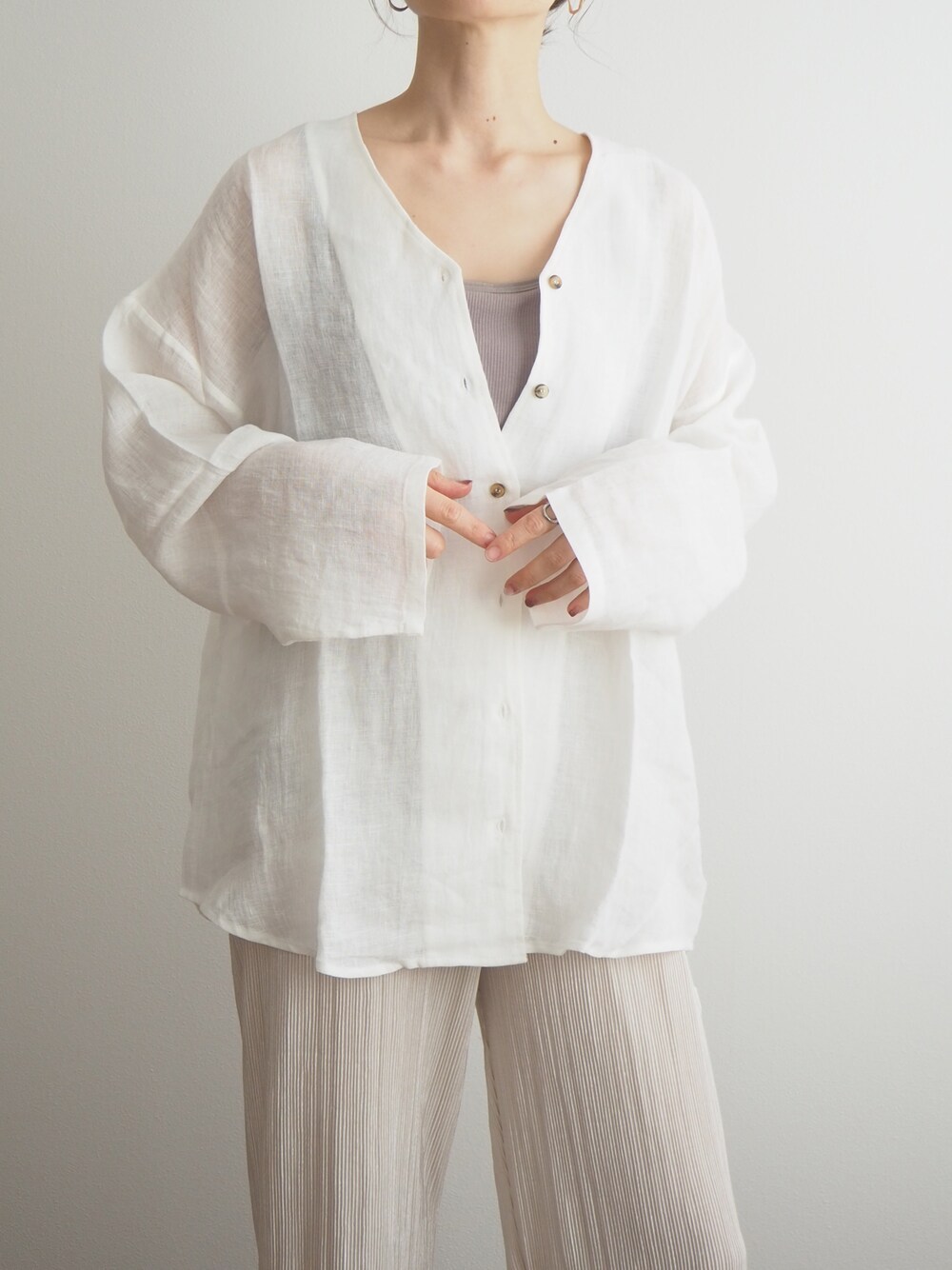 「シンプルスタイル、春コーデ、ラクチンコーデ」｜「select MOCAの2023 SS リネンノーカラーブラウス（シャツ/ブラウス、ホワイト系）」を使った、❁ a i  ❁さん（レディース・158cm）の春コーディネートの1枚目の写真