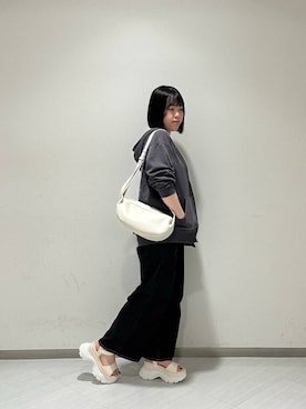 「ORiental TRaffic（オリエンタルトラフィック）のスニーカー ソール 厚底 サンダル /61205（サンダル、ベージュ系）」を使った、さとうさん（レディース・158cm）の春コーディネート