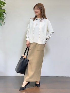 「UNTITLED（アンタイトル）の【アンサンブル可能】コンパクトニットカーディガン（カーディガン/ボレロ、ベージュ系）」を使った、tomoさん（レディース・155cm）の夏コーディネート