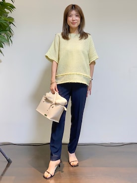 「UNTITLED（アンタイトル）のファンシーツイードブラウス（シャツ/ブラウス、イエロー系）」を使った、tomoさん（レディース・155cm）の夏コーディネート