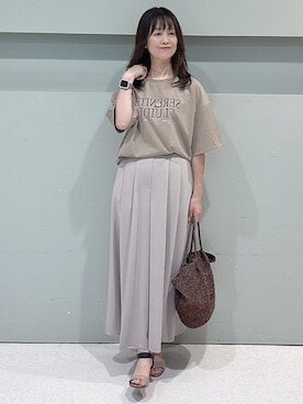 「UNTITLED（アンタイトル）のベロアプリントロゴT（Tシャツ/カットソー、ベージュ系）」を使った、makiさん（レディース・154cm）の夏コーディネート