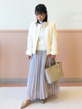 「アイテム（ブローチ/コサージュ、ベージュ系）」を使った、こやさん（レディース・145cm）の春コーディネート