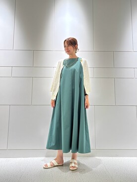 「UNTITLED（アンタイトル）の【前後2WAY】コットン混カールプルオーバー（カーディガン/ボレロ、ホワイト系）」を使った、yuriさん（レディース・160cm）の夏コーディネート