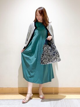 「UNTITLED（アンタイトル）の【前後2WAY】コットン混カールプルオーバー（カーディガン/ボレロ、ブラック系）」を使った、sattoさん（レディース・152cm）の夏コーディネート