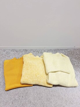 「SHOO・LA・RUE（シューラルー）の【絶妙なゆるピタ/洗濯機可】ちくちくしにくい リブハイネックやわらかニット（ニット/セーター、イエロー系）」を使った、MOMOさん（レディース・160cm）の秋コーディネート