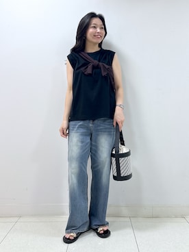 「Dessin（デッサン）の【接触冷感/UVカット】美光沢ノースリーブカットソー（Tシャツ/カットソー、ブラック系）」を使った、kai12230さん（レディース・161cm）の夏コーディネート