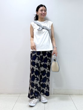 「Dessin（デッサン）の【接触冷感/UVカット】美光沢ノースリーブカットソー（Tシャツ/カットソー、ホワイト系）」を使った、kai12230さん（レディース・161cm）の夏コーディネート