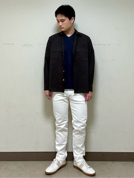 「TAKEO KIKUCHI（タケオキクチ）の【日本製】ストレッチ デニムパンツ（デニムパンツ、ホワイト系）」を使った、中村さん（メンズ・170cm）の春コーディネート