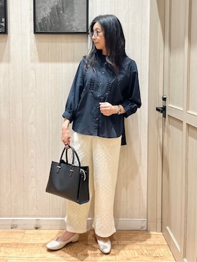 「SHOO・LA・RUE（シューラルー）の【S-LL】お顔周りを華やかに おりがみタックブラウス（シャツ/ブラウス、ブルー系）」を使った、youさん（レディース・167cm）の春コーディネート