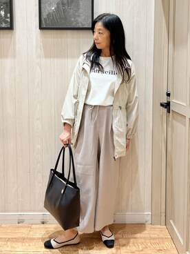 「SHOO・LA・RUE（シューラルー）の【撥水/防花粉】大人のデイリースタイルに スタンドカラーブルゾン（その他アウター、ベージュ系）」を使った、youさん（レディース・167cm）の春コーディネート