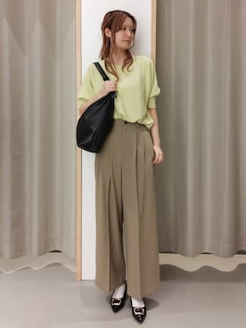 「THE SHOP TK （ザ ショップ ティーケー ）の6分袖ガータードルマンニット【エコベロ/洗濯機OK】（ニット/セーター、グリーン系）」を使った、ミリさん（レディース・171cm）の秋コーディネート