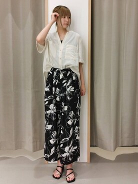 「アイテム（その他パンツ、シルバー系）」を使った、ミリさん（レディース・170cm）の夏コーディネート