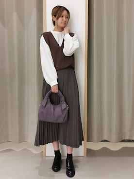 「THE SHOP TK （ザ ショップ ティーケー ）の【春まで着られる】ニットベスト＆ブラウスセット/洗濯機OK（シャツ/ブラウス、ブラウン系）」を使った、ミリさん（レディース・171cm）の秋コーディネート