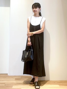 「OPAQUE.CLIP（オペークドットクリップ）のアイテム（Tシャツ/カットソー）」を使った、あいさん（レディース・169cm）の夏コーディネート