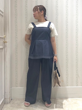 「grove（グローブ）の【遮熱／吸水速乾／接触冷感／UVカット】ベーシックロゴTシャツ（Tシャツ/カットソー、ベージュ系）」を使った、nanaさん（レディース・153cm）の夏コーディネート