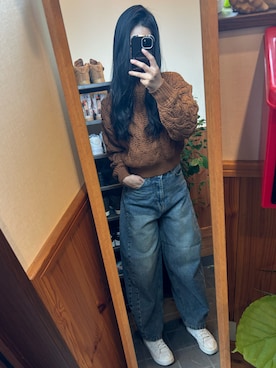 「アイテム（スニーカー）」を使った、すずめさん（レディース・163cm）の秋コーディネート