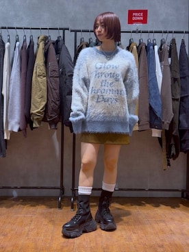 「アイテム（スカート、ベージュ系）」を使った、yamadaさん（レディース・160cm）の冬コーディネート