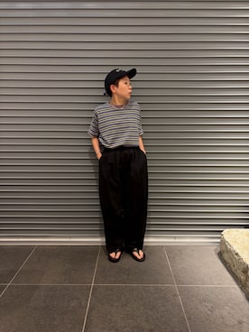 「FORK&SPOON（フォークアンドスプーン）のFORK&SPOON　撥水ツータックイージーパンツ（その他パンツ、ブラック系）」を使った、sayakaさん（レディース・152cm）の夏コーディネート