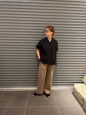 「URBAN RESEARCH DOORS（アーバンリサーチドアーズ）のレーヨンコットンイージーパンツ｜ワイド/ウォッシャブル/2サイズ展開/通勤/おでかけ/夏（その他パンツ、ベージュ系）」を使った、sayakaさん（レディース・152cm）の夏コーディネート